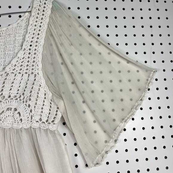 XXI 100% Silk and Crochet Boho Blouse Size Medium Off White Bell Sleeve - Picture 3 of 10